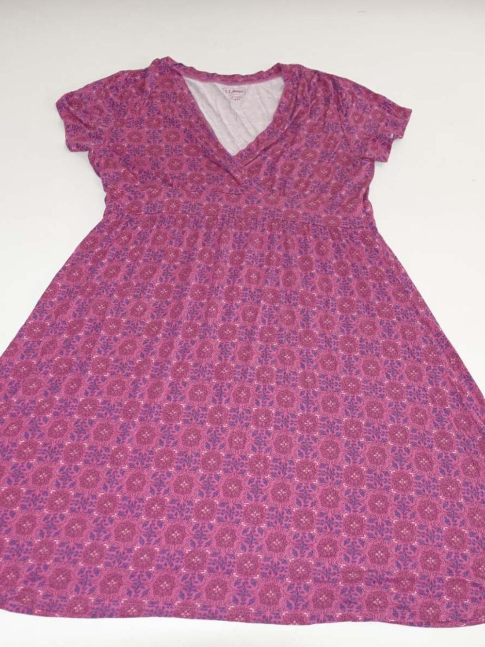 L.L. Bean Women's A-Line Dress Petite XL Short Sleeves Pink Floral Knee Length